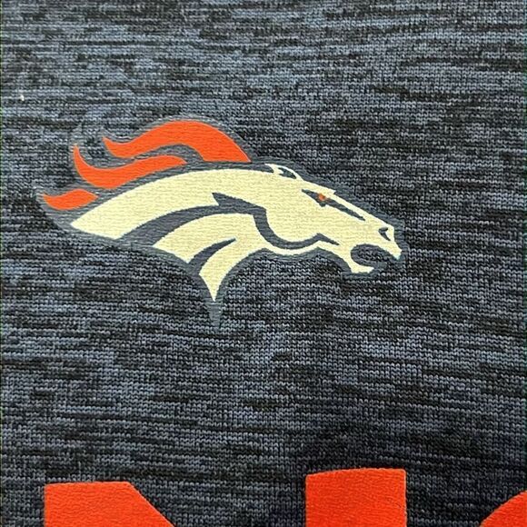 NFL Authentic Denver Broncos Blue T-Shirt TX Cool - Picture 6 of 6